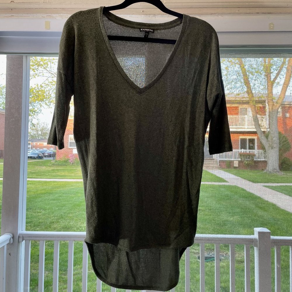 Green Plush Quarter-Sleeve V-Neck Sweater